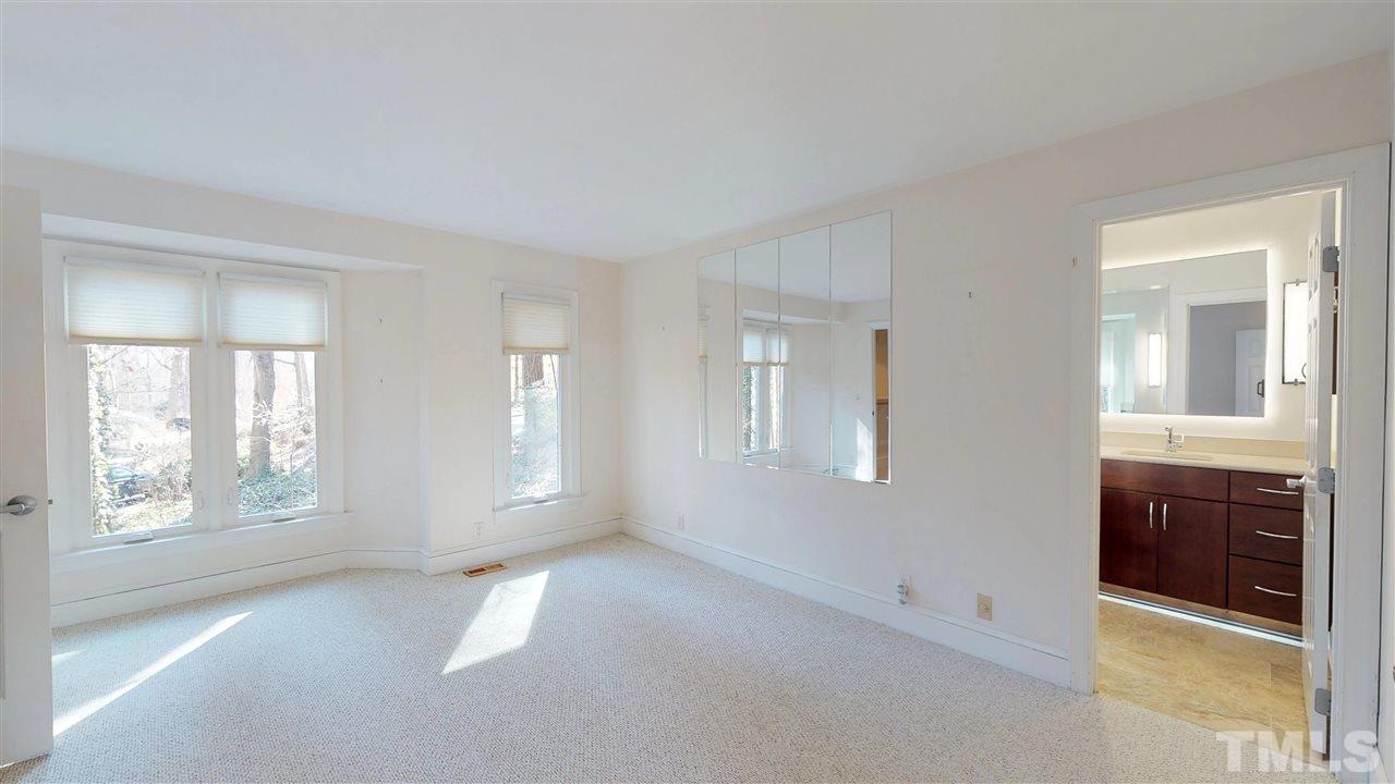 4917 Connell Drive Raleigh, NC 27612 - Photo 11 of 24