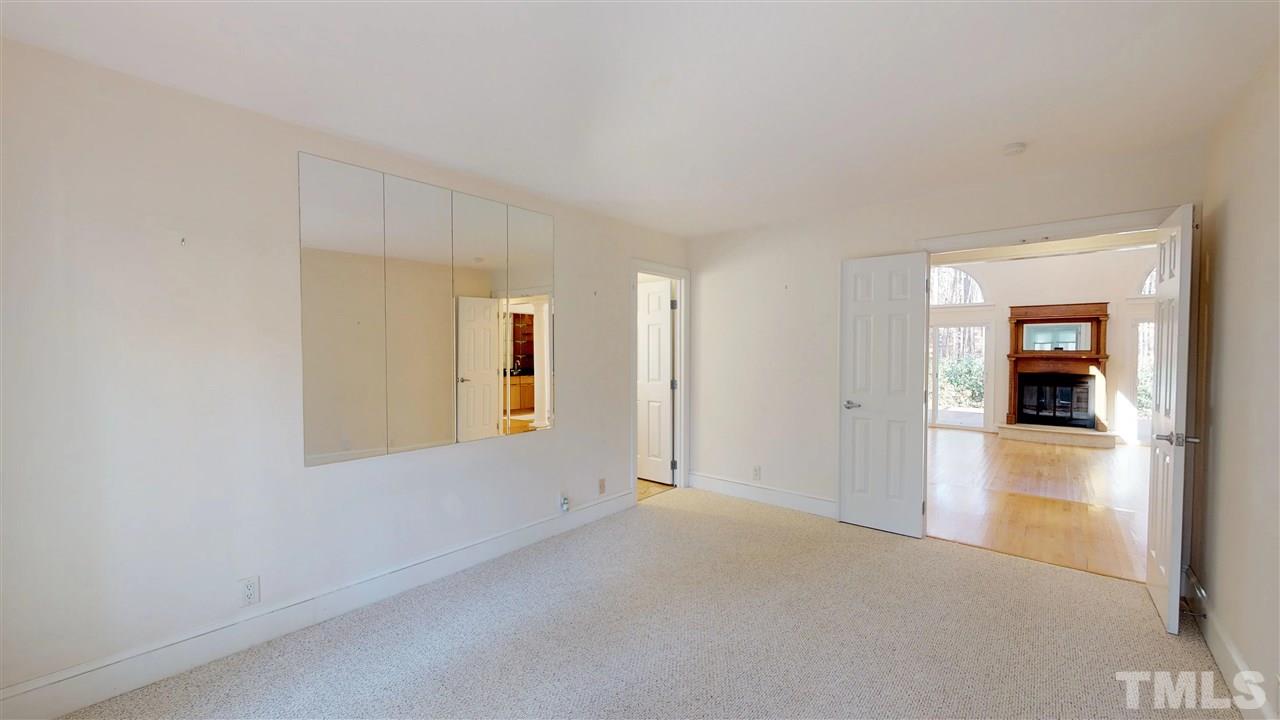 4917 Connell Drive Raleigh, NC 27612 - Photo 12 of 24