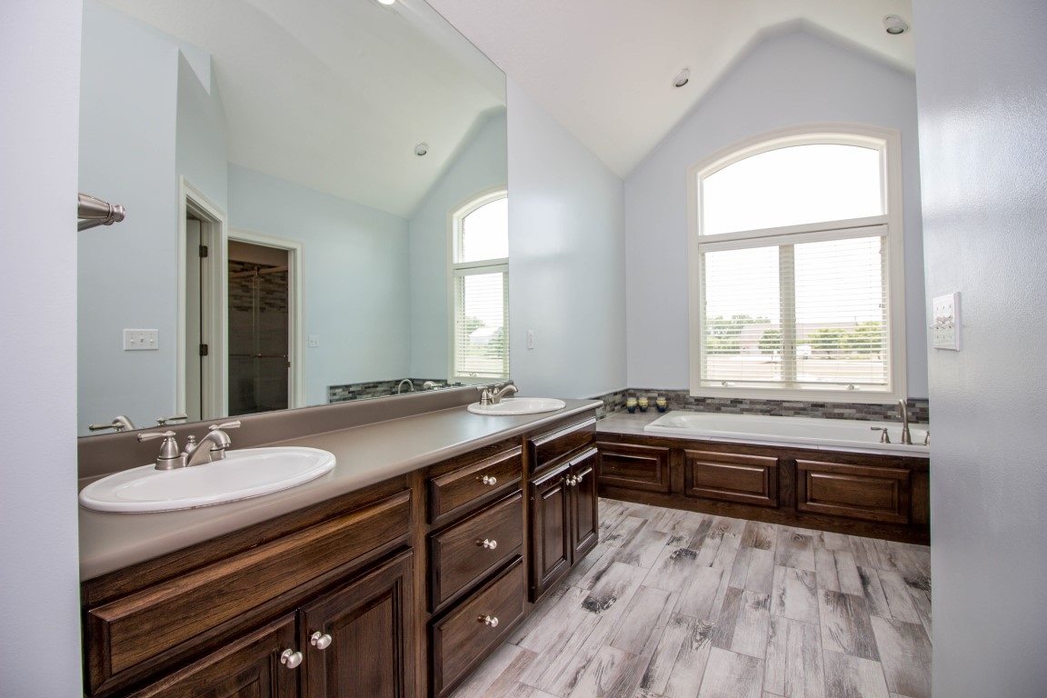 18534 Tonkel Road Auburn, IN 46706 - Photo 22 of 36