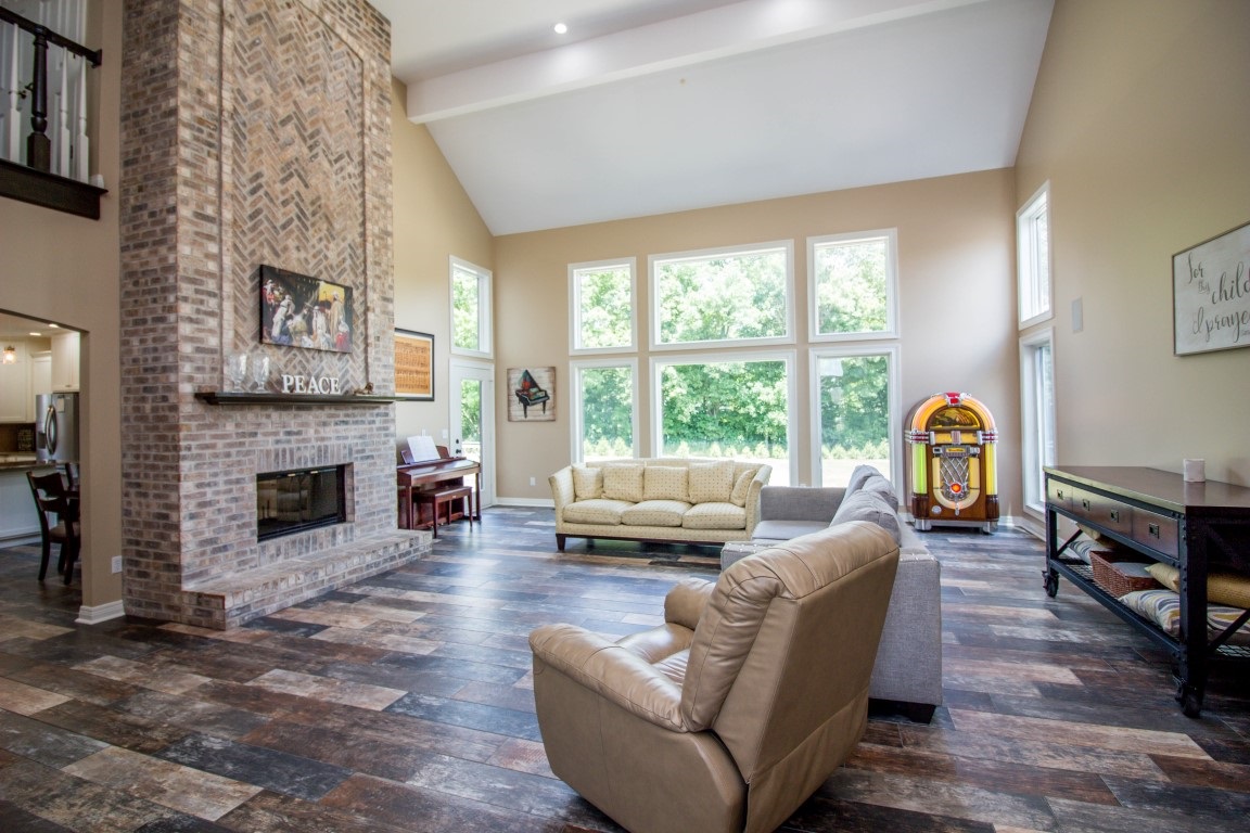 18534 Tonkel Road Auburn, IN 46706 - Photo 8 of 36