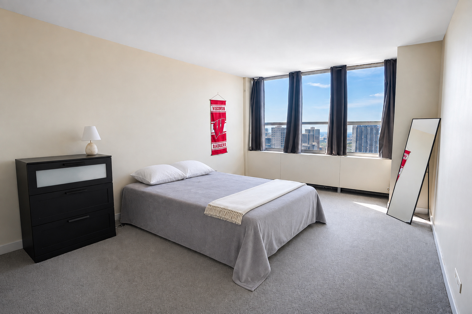 655 West Irving Park Road, Unit 4403 Chicago, IL 60613 - Photo 9 of 34 Gallery Image 9