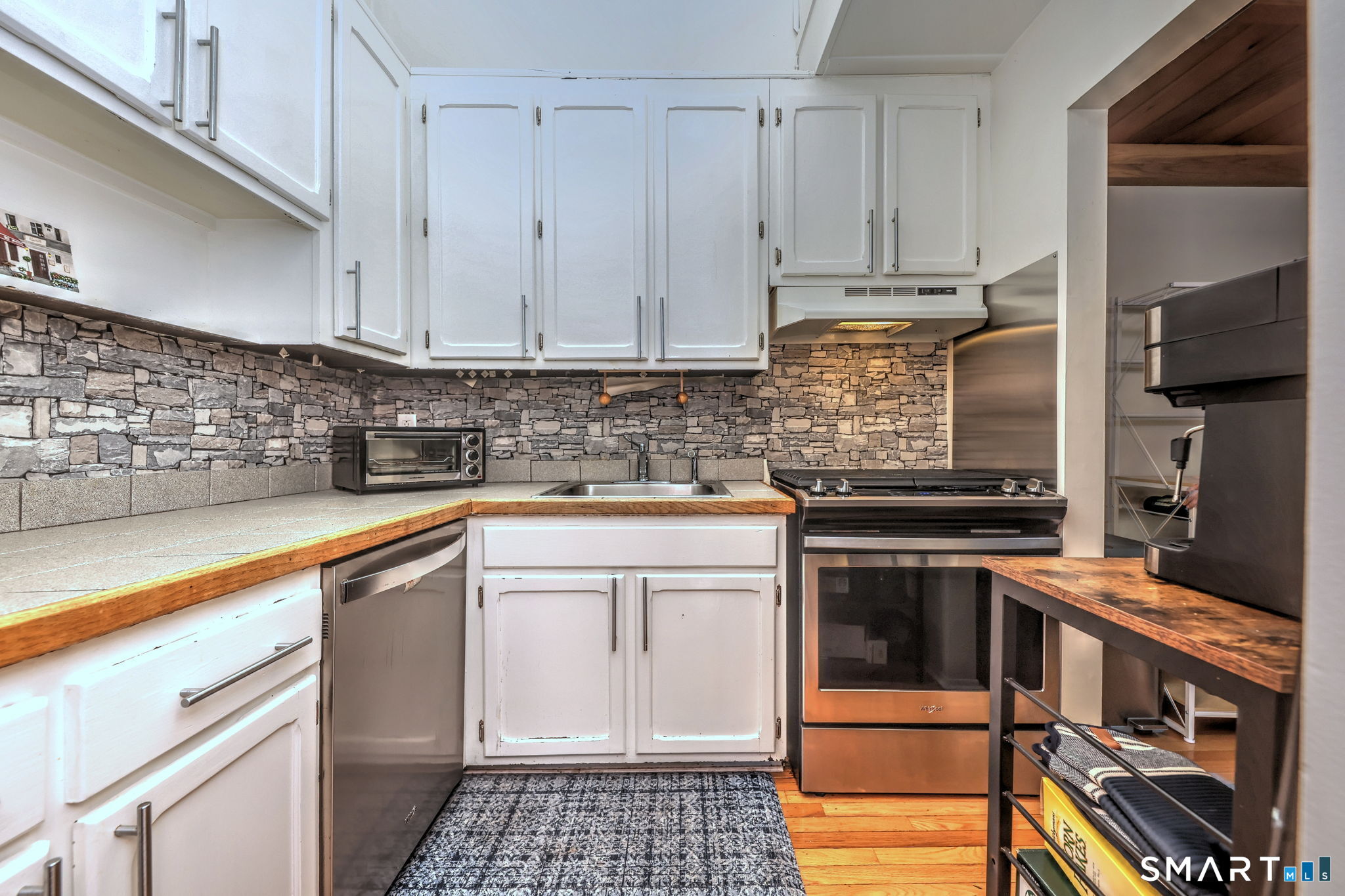 43 Lawson Lane, Unit 43 Ridgefield, CT 06877 - Photo 21 of 39