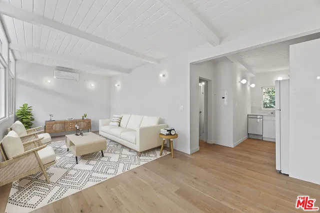 $3,195 | 2210 Echo Park Avenue, Unit 5, Los Angeles, CA 90026