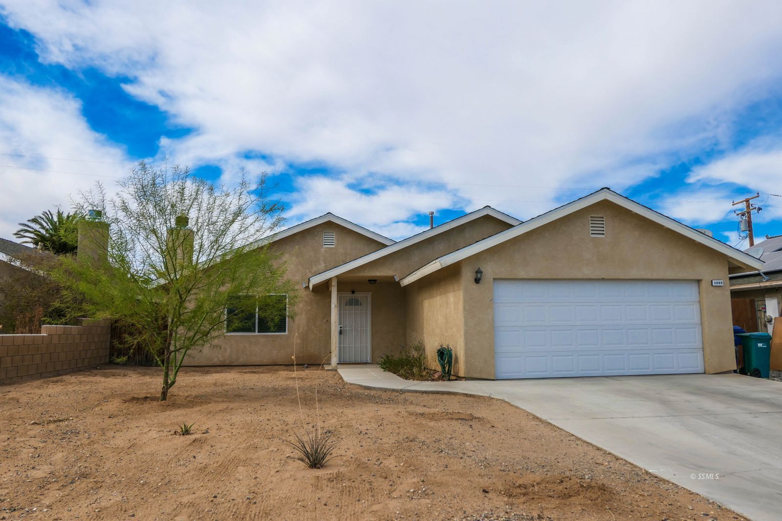 1325 Porter Street Ridgecrest, CA 93555 - Photo 1 of 36