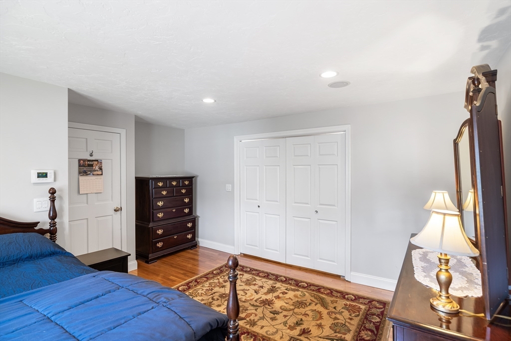 23 Warren Street Upton, MA 01568 - Photo 21 of 38