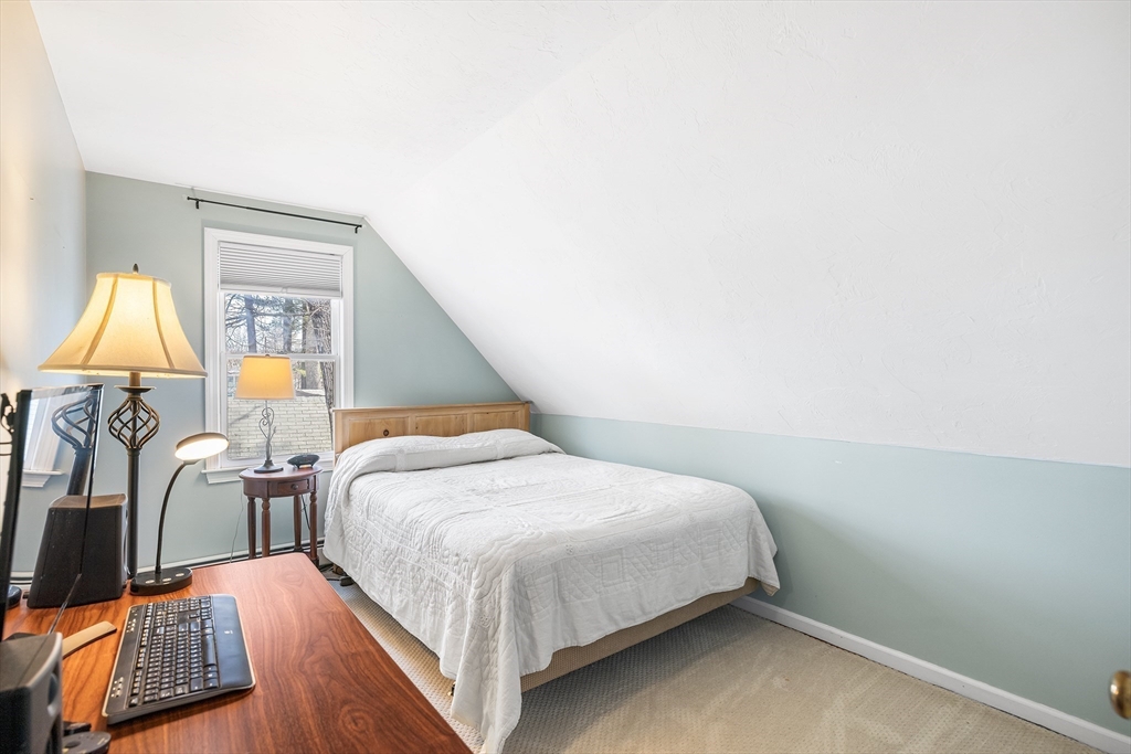 23 Warren Street Upton, MA 01568 - Photo 24 of 38