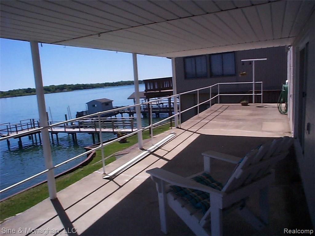 1019 River Road St. Clair, MI 48079 - Photo 39 of 56 39 COVERED PATIO 1019 RIVER RD.
