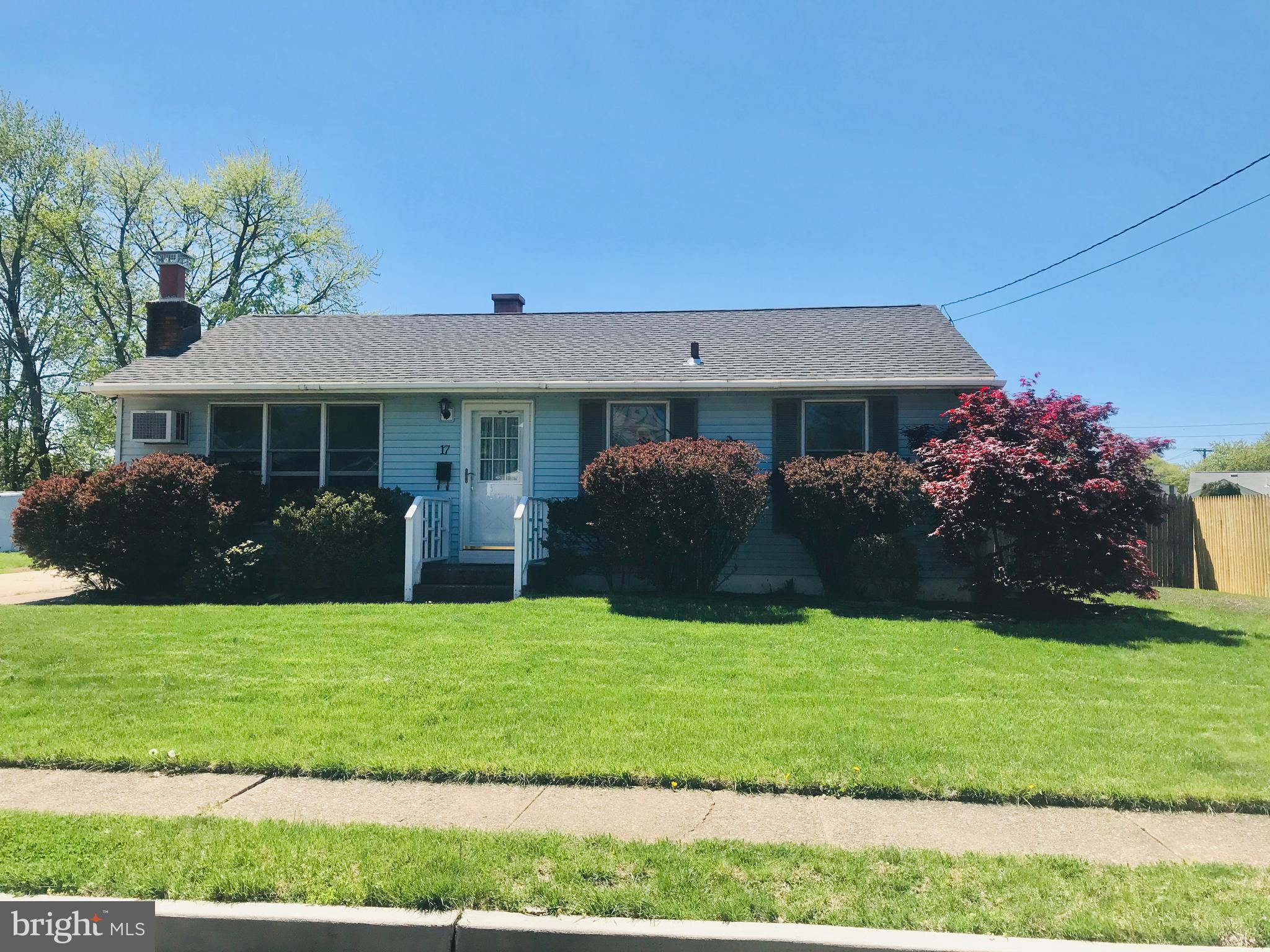 17 Sun Valley Road Hamilton, NJ 08690 - Photo 1 of 32