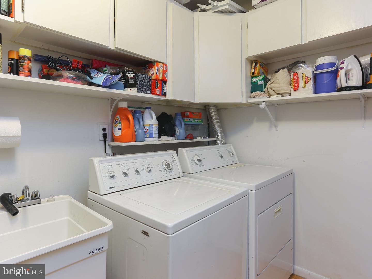 17 Sun Valley Road Hamilton, NJ 08690 - Photo 11 of 32