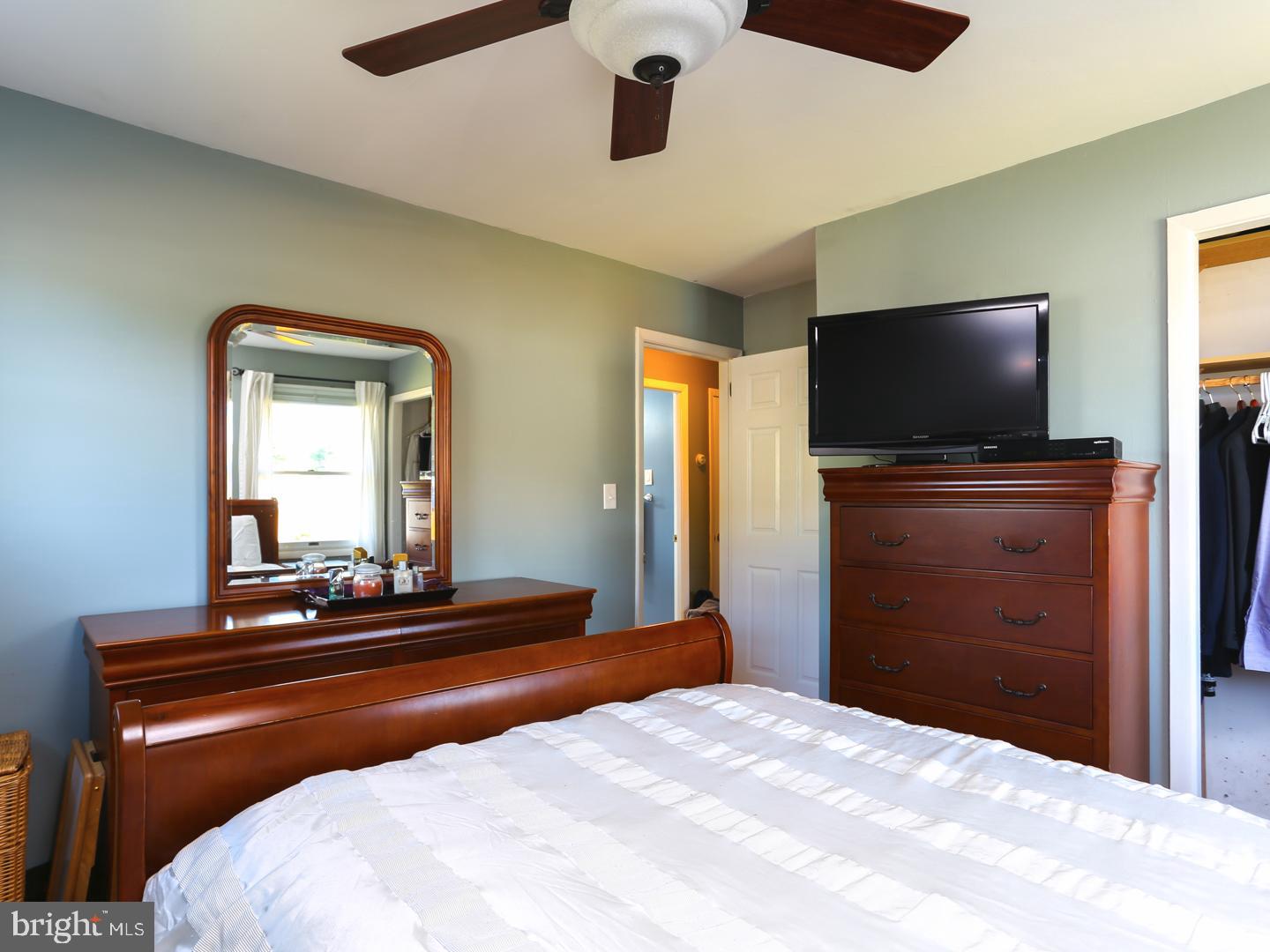 17 Sun Valley Road Hamilton, NJ 08690 - Photo 24 of 32