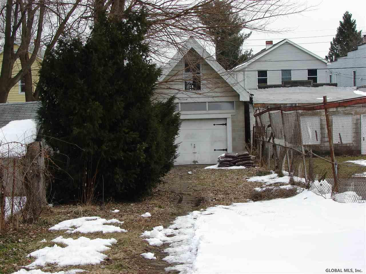 11 Riverside Avenue Rensselaer, NY 12144 - Photo 6 of 19 Photo 6