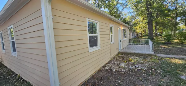 $124,000 | 4423 Bowser Avenue, Fort Wayne, IN 46806