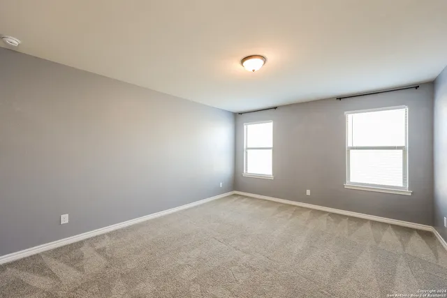 $2,700 | 5122 Roble Grande, San Antonio, TX 78261