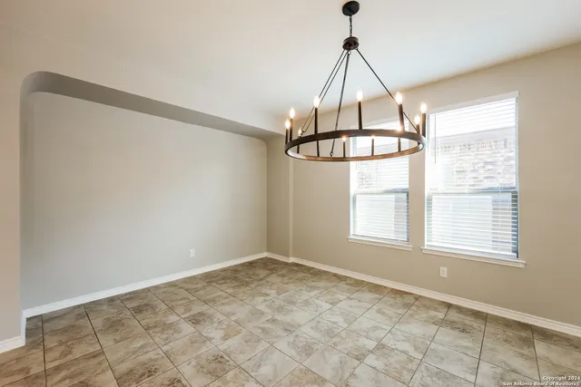 $2,700 | 5122 Roble Grande, San Antonio, TX 78261