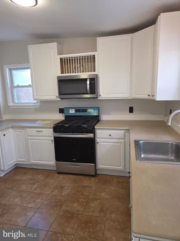 $2,200 | 139 South 4th Avenue, Coatesville, PA 19320