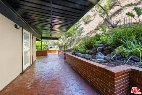 $8,500 | 4046 Stoneybrook Drive, Sherman Oaks, CA 91403