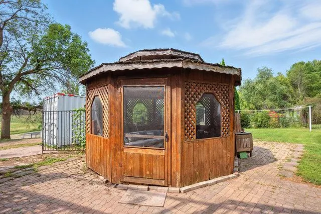 $1,100,000 | 9320 Elmore Avenue, Lonsdale, MN 55046