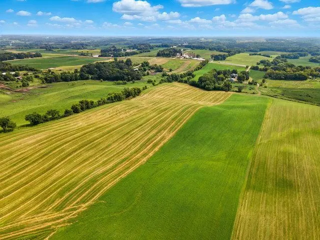 $1,100,000 | 9320 Elmore Avenue, Lonsdale, MN 55046