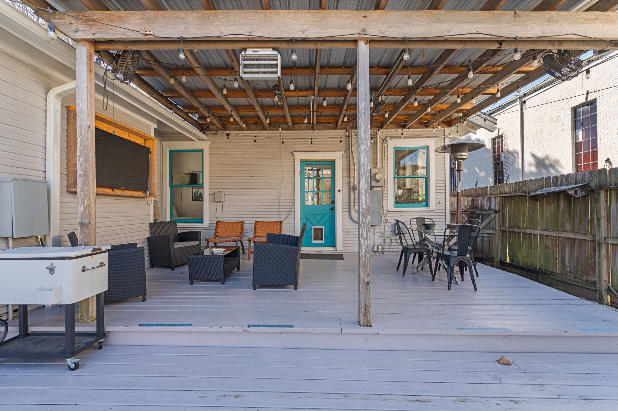 943 Pecore Street Houston, TX 77009 - Photo 21 of 25 Covered Patio