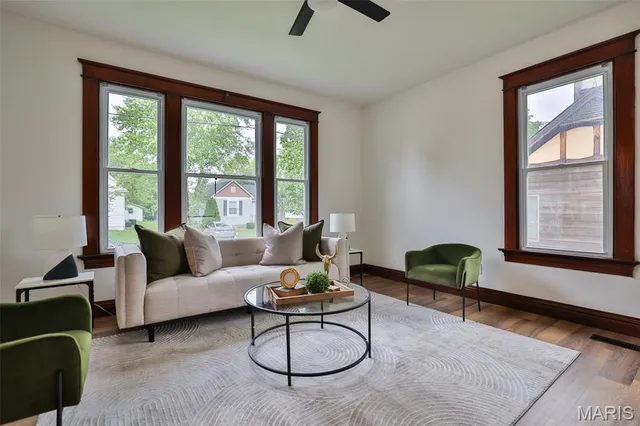 $265,000 | 230 South Fillmore Street, Edwardsville, IL 62025