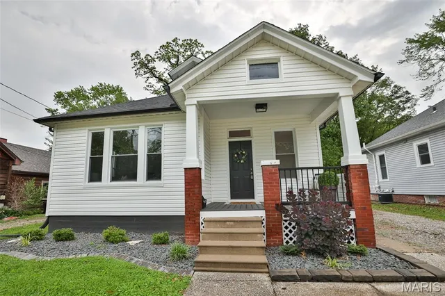 $265,000 | 230 South Fillmore Street, Edwardsville, IL 62025