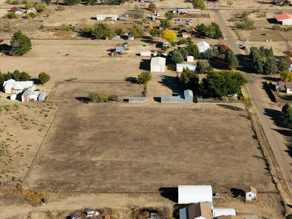 $450,000 | 148 Buffalo Trail, Fritch, TX 79036