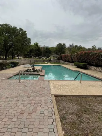 $2,000 | 2122 Reflection Bay Drive, Arlington, TX 76013