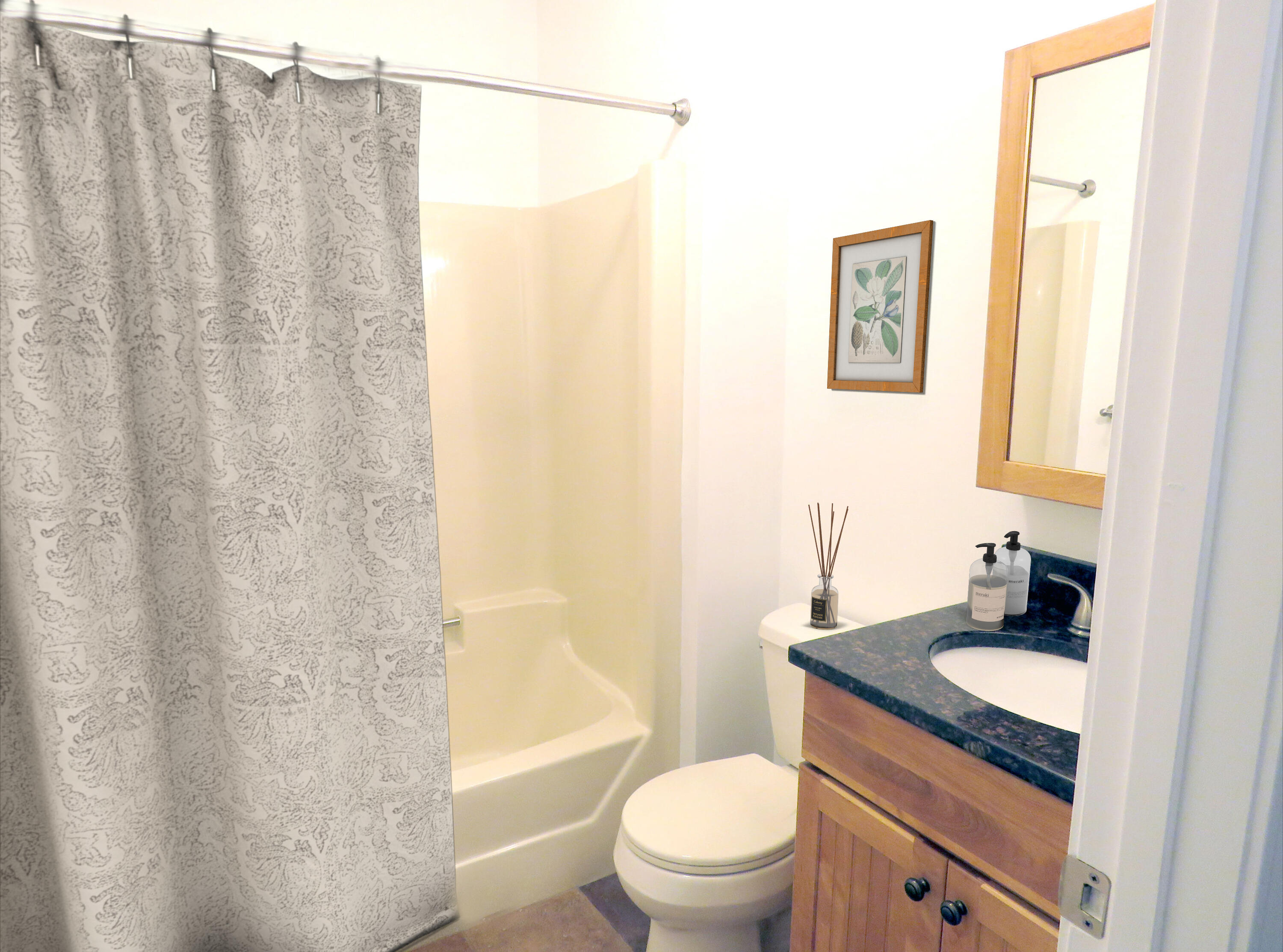 28 Back Cove Estates Road, Unit 28 Portland, ME 04103 - Photo 15 of 20 bath_staged