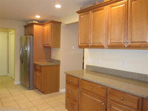 55 Carl Road Holliston, MA 01746 - Photo 4 of 18 Gallery Image 4