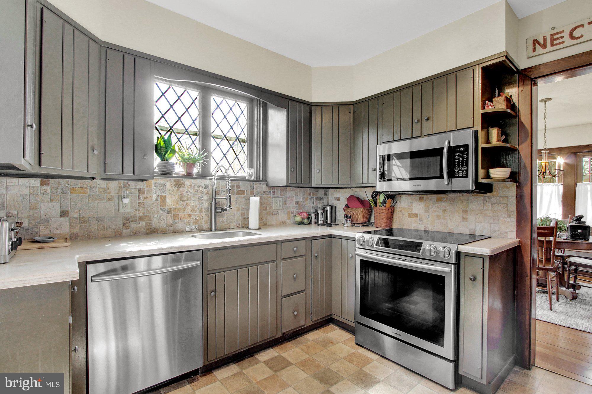 501 Sunset Road West Reading, PA 19611 - Photo 11 of 29