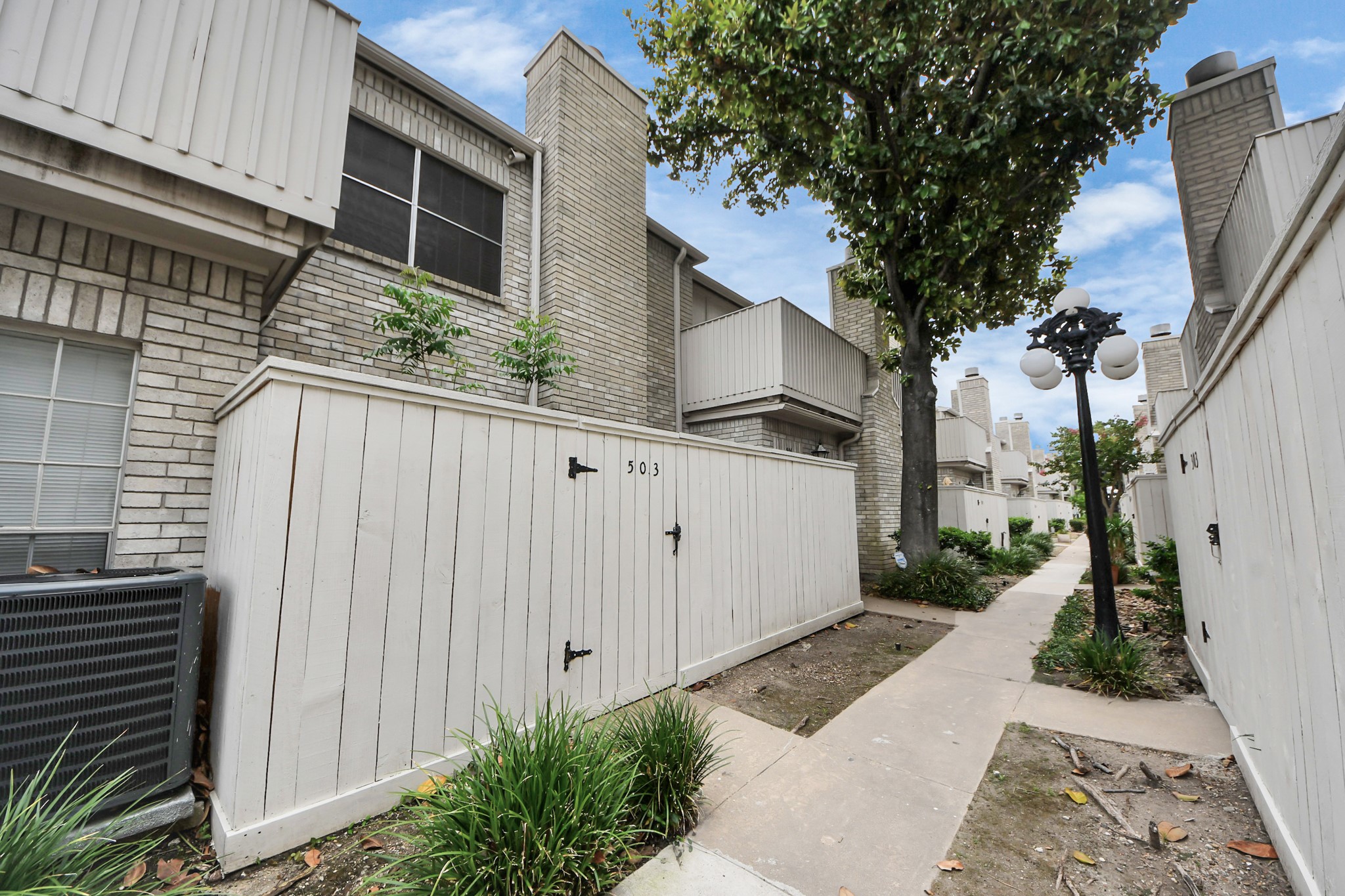 3800 Tanglewilde Street, Unit 503 Houston, TX 77063 - Photo 21 of 27