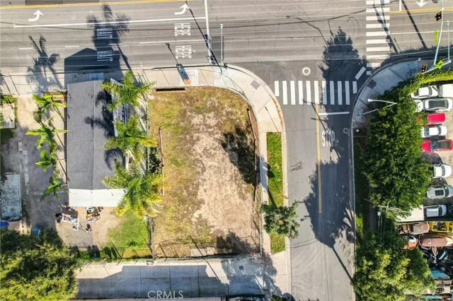 $500,000 | 3314 West 5th Street, Santa Ana, CA 92703