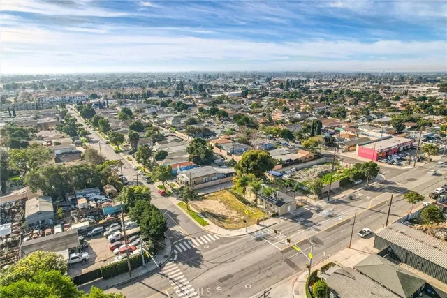 $500,000 | 3314 West 5th Street, Santa Ana, CA 92703