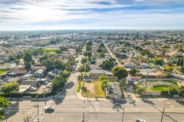$500,000 | 3314 West 5th Street, Santa Ana, CA 92703