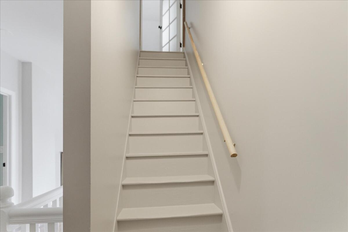 10 Middle Street Lisbon, ME 04252 - Photo 43 of 57 43-interior_stairway