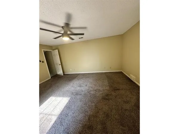 $1,495 | 5879 Jardin Place, Memphis, TN 38141