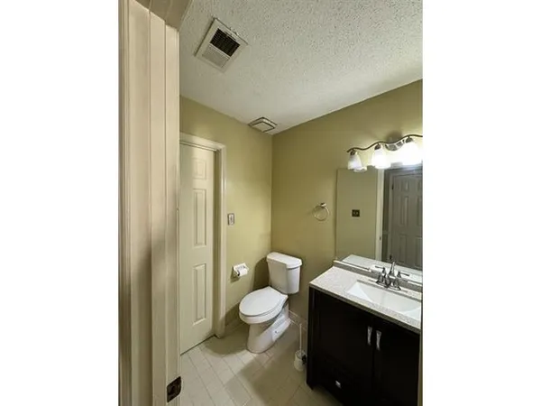 $1,495 | 5879 Jardin Place, Memphis, TN 38141