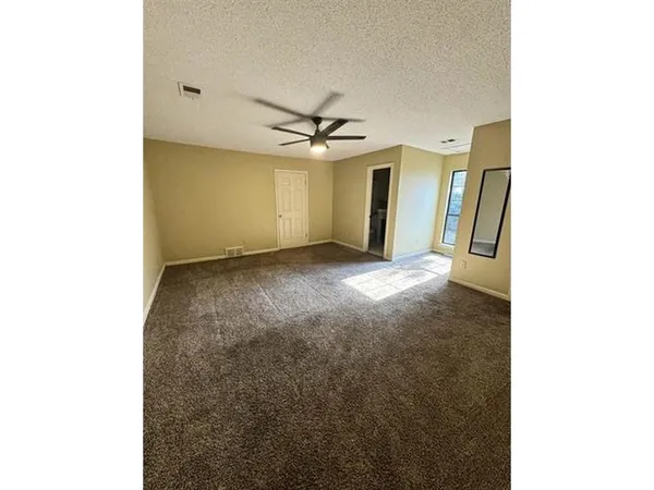 $1,495 | 5879 Jardin Place, Memphis, TN 38141
