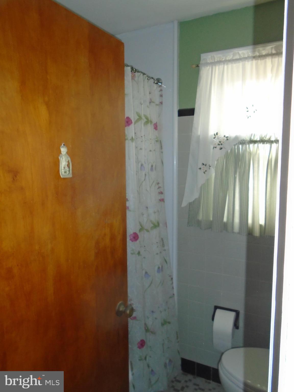 718 Michell Street Ridley Park, PA 19078 - Photo 17 of 30 Full Bath 2nd Floor