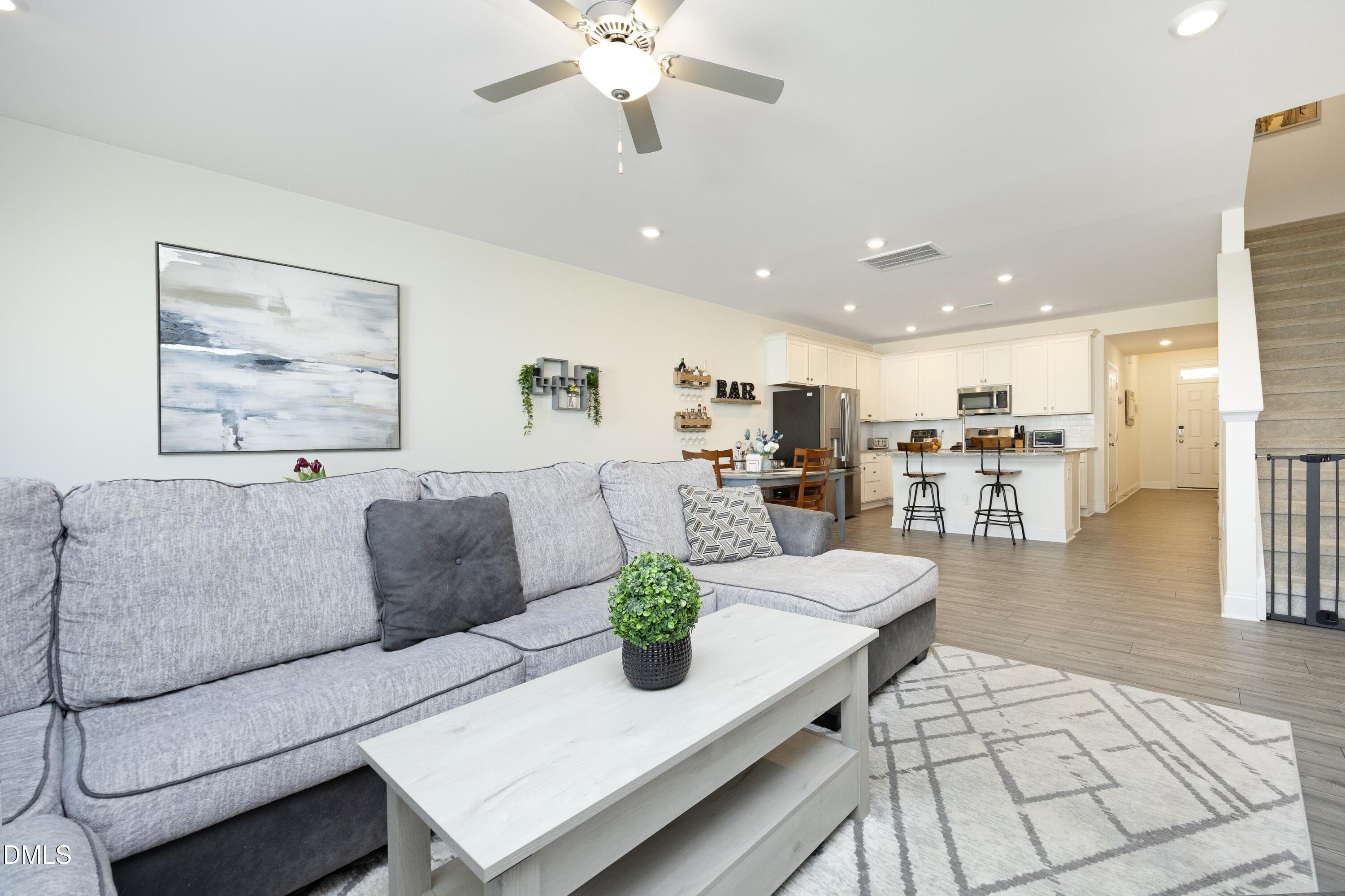 1002 Heartstone Way Durham, NC 27713 - Photo 3 of 34 05LivingAreas