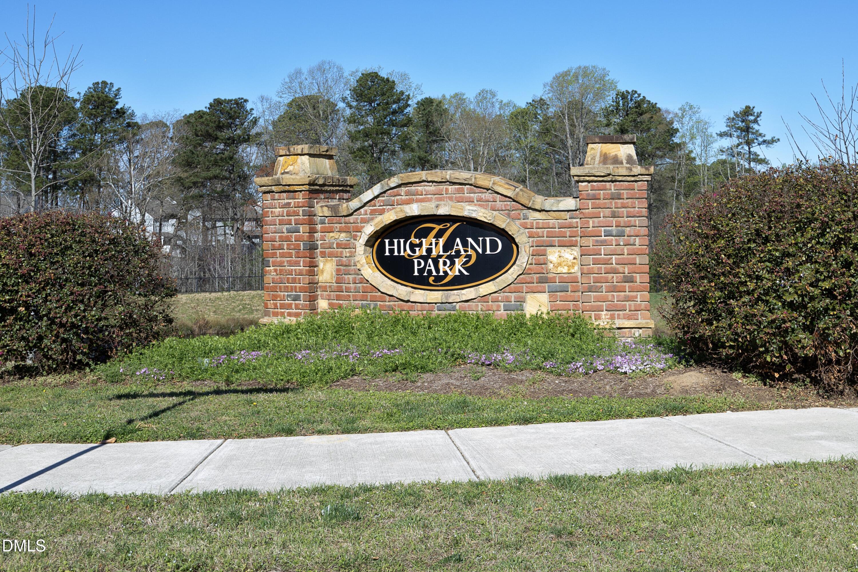 1002 Heartstone Way Durham, NC 27713 - Photo 32 of 34 HighlandParkEntrance