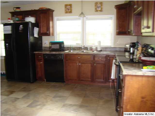 1053 White Plains Road Anniston, AL 36207 - Photo 12 of 13