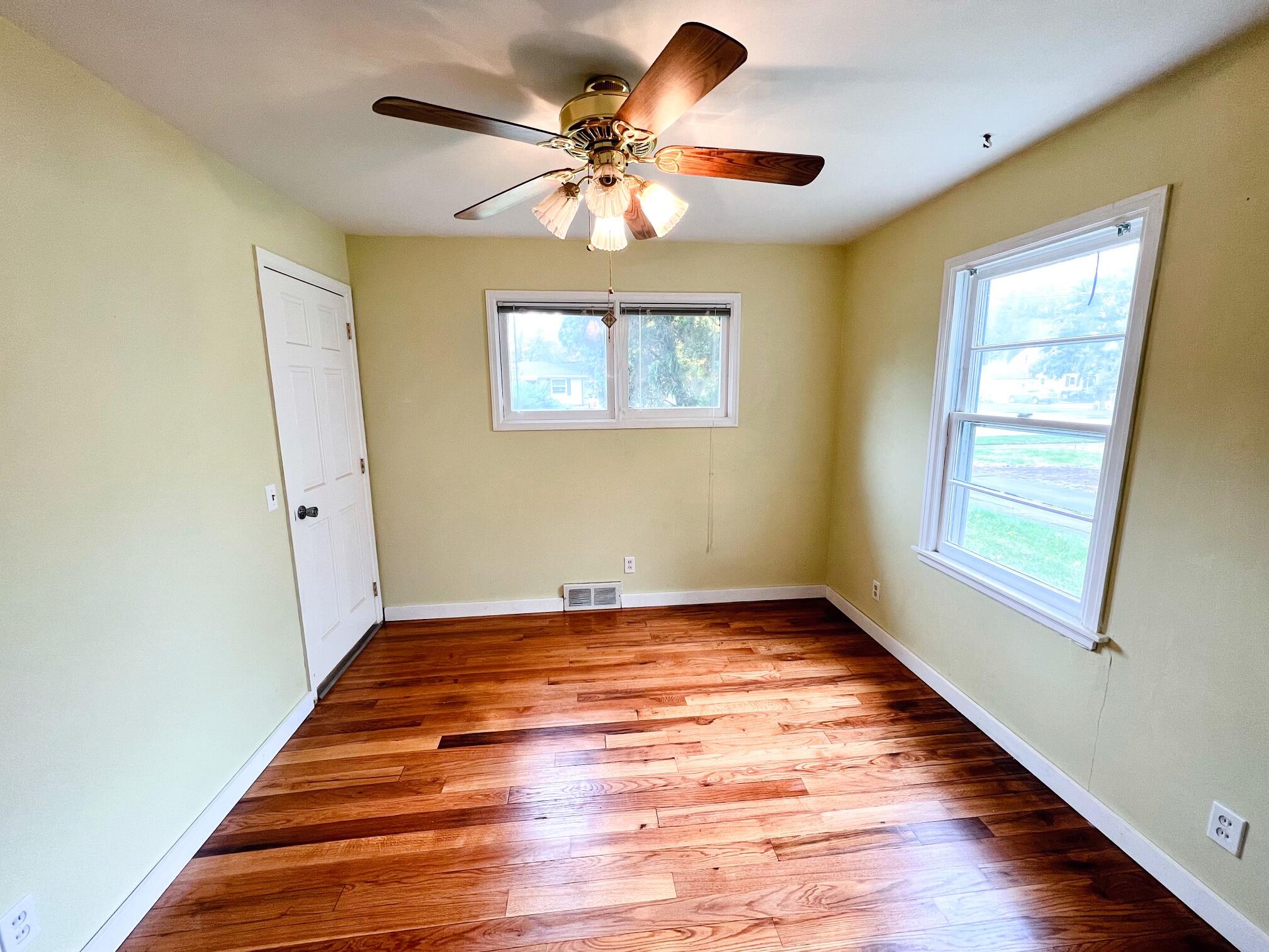 2223 Banbury Road Kalamazoo, MI 49001 - Photo 10 of 15 10