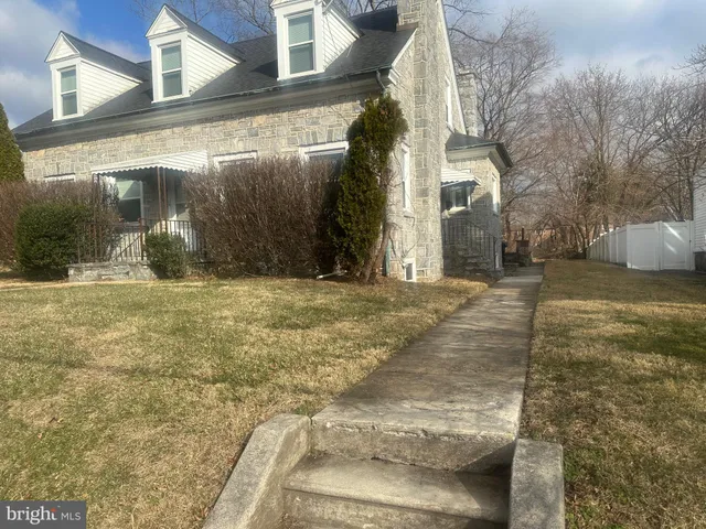 $1,800 | 1109 West James Street, Unit 2, Norristown, PA 19401