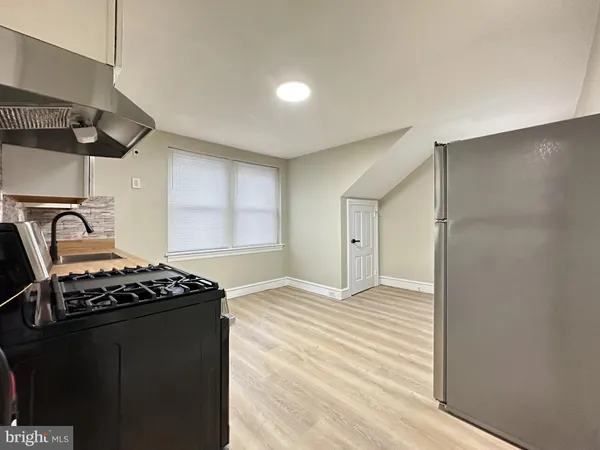 $1,695 | 1109 West James Street, Unit 2, Norristown, PA 19401