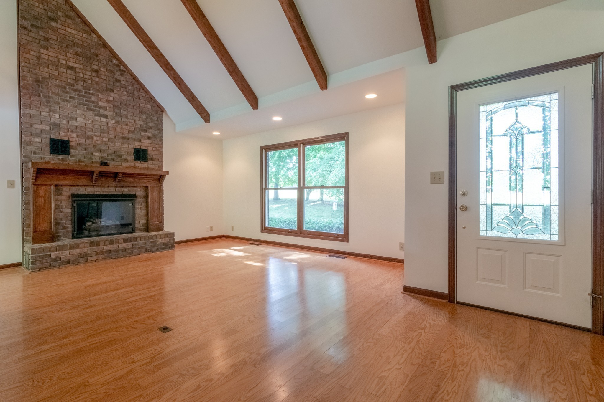 655 Knox Road Chapmansboro, TN 37035 - Photo 10 of 52 Gallery Image 10