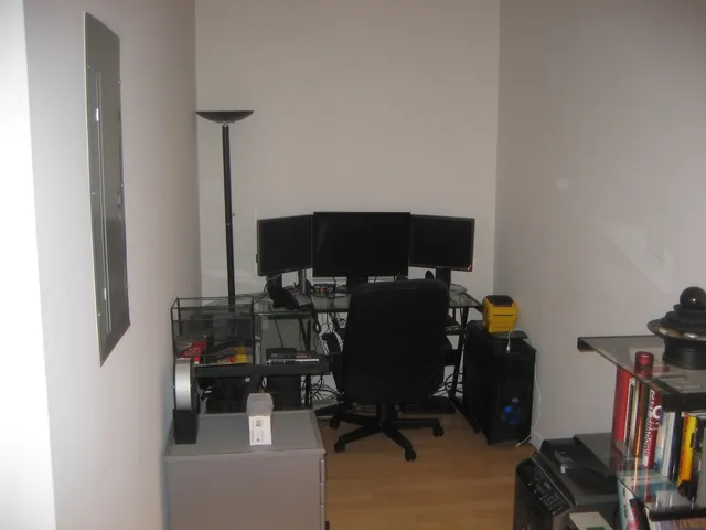 a view of workspace with furniture