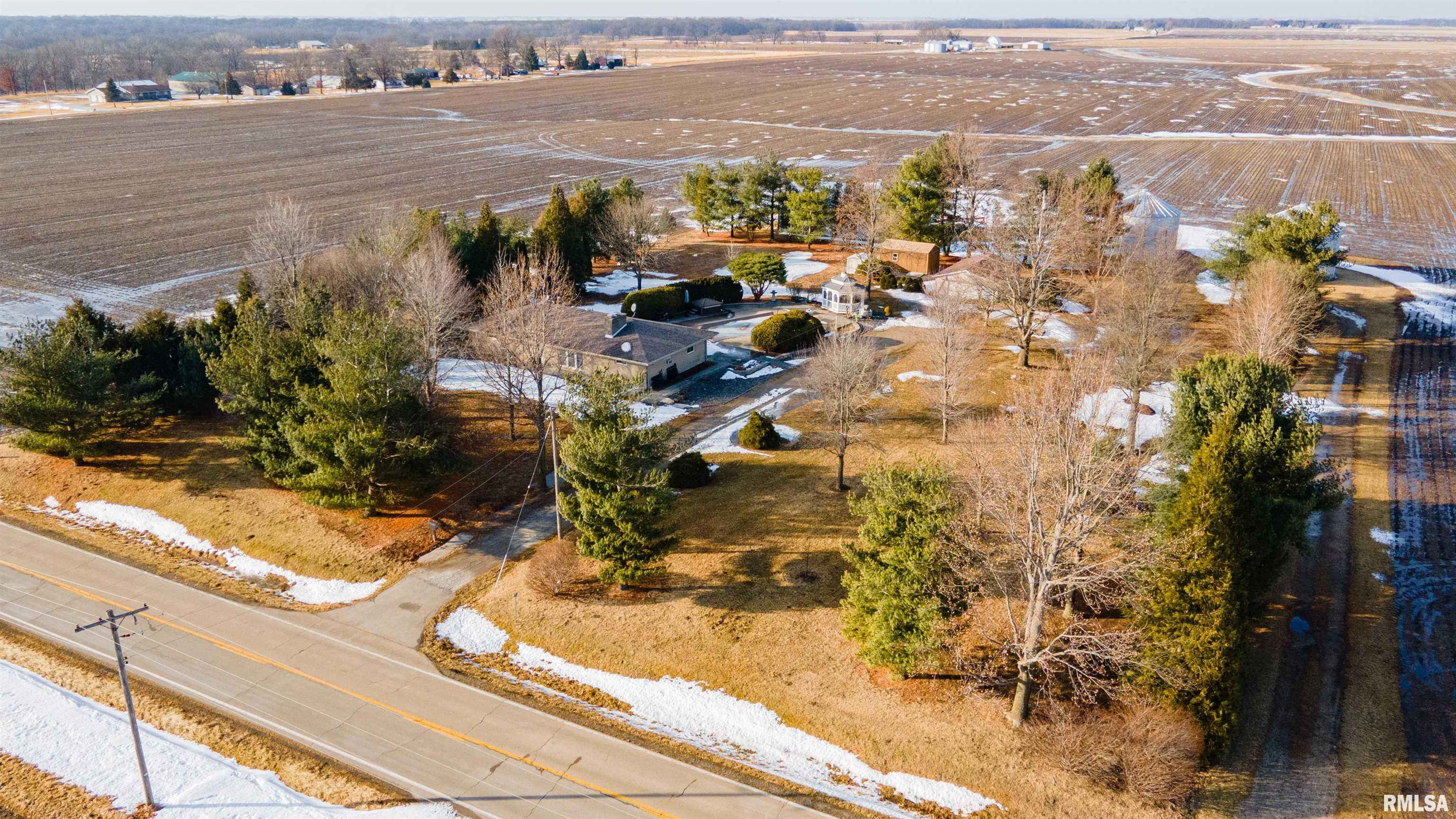 31544 Armington Road Armington, IL 61721 - Photo 1 of 5