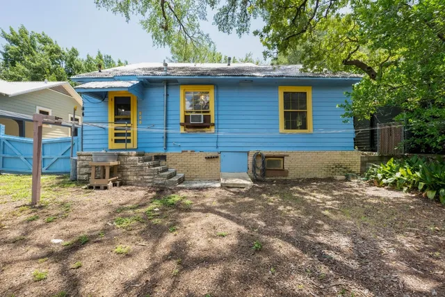 $650,000 | 1502 Wethersfield Road, Austin, TX 78703