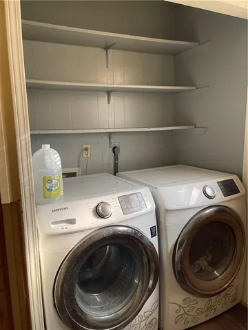 $40,000 | 2708 Crawford Avenue, Parsons, KS 67357